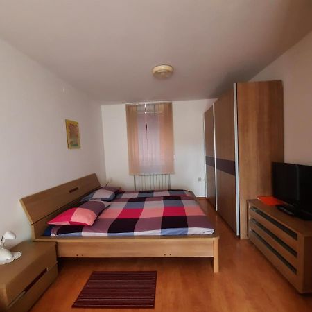 Rooms Cehovin Постойна Экстерьер фото