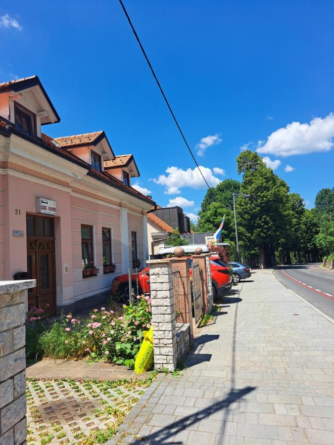 Rooms Cehovin Постойна Экстерьер фото
