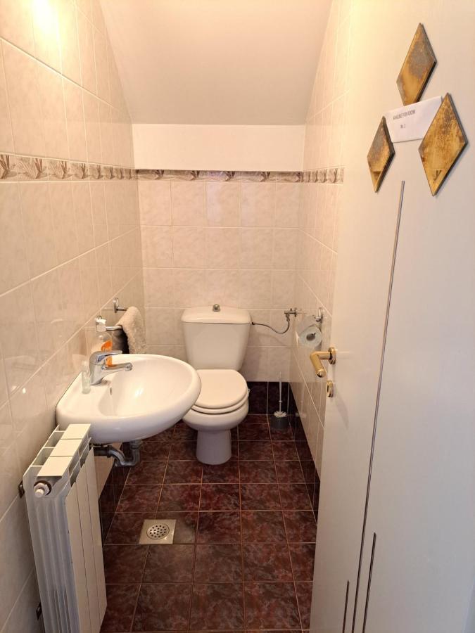 Rooms Cehovin Постойна Экстерьер фото