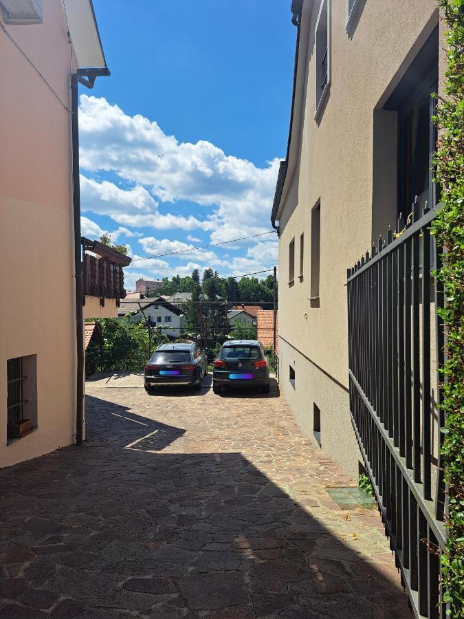 Rooms Cehovin Постойна Экстерьер фото